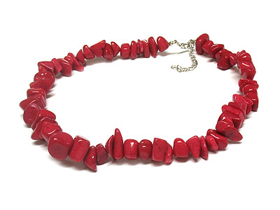 Semi precious stone necklace 