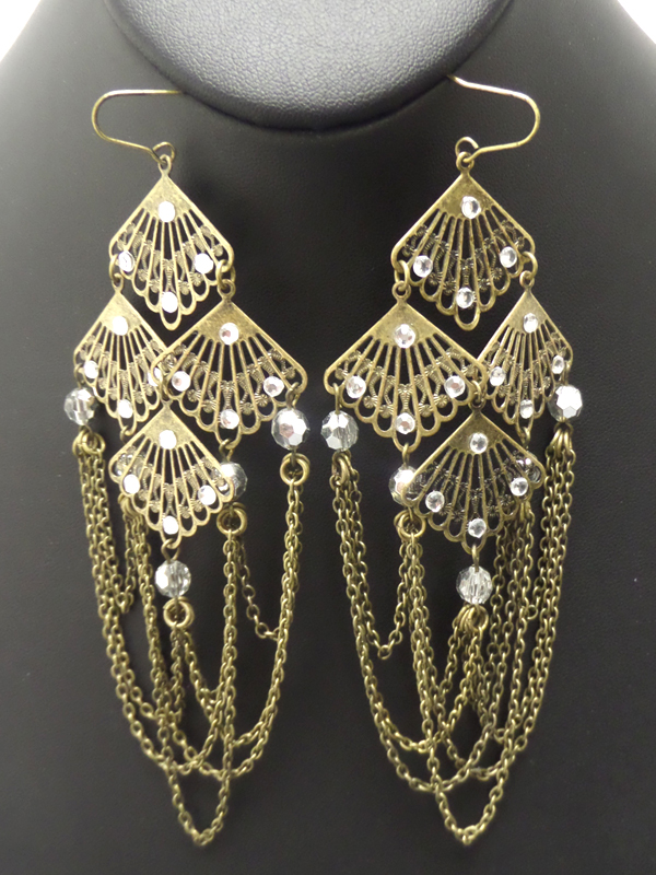Beads and chain hanging drop earring