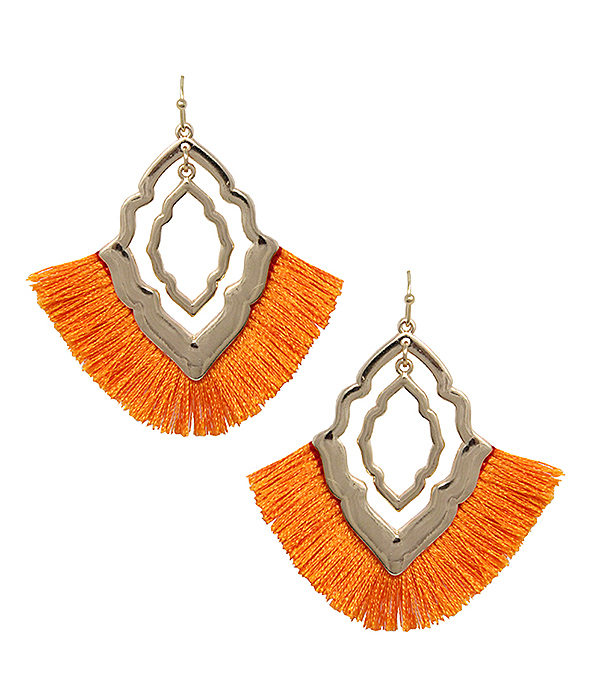 QUATREFOIL FAN TASSEL EARRING