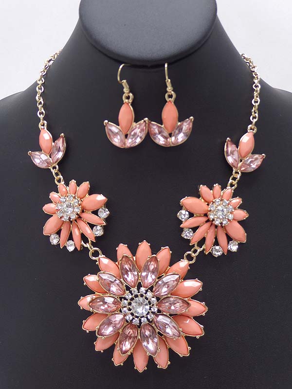 Multi crystal flower link necklace earring set