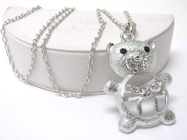 Crystal ribbon toy bear pendant long necklace?