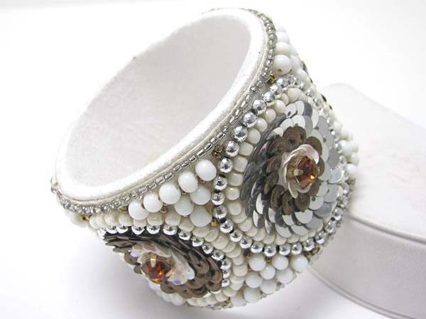 ACRYL BEADS AND SEQUINS DECO FABRIC WRAPPED FASHION BANGLE