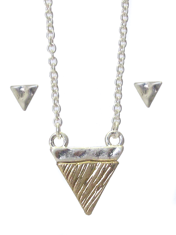 Textured geometric pendant necklace set