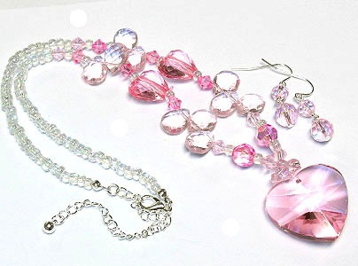 Facet glass heart and beads necklace and earring set