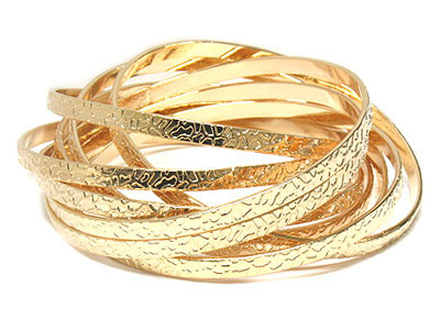 Multi devided metal casted bracelet