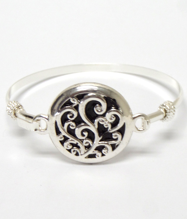 Textured round disk metal push bangle bracelet