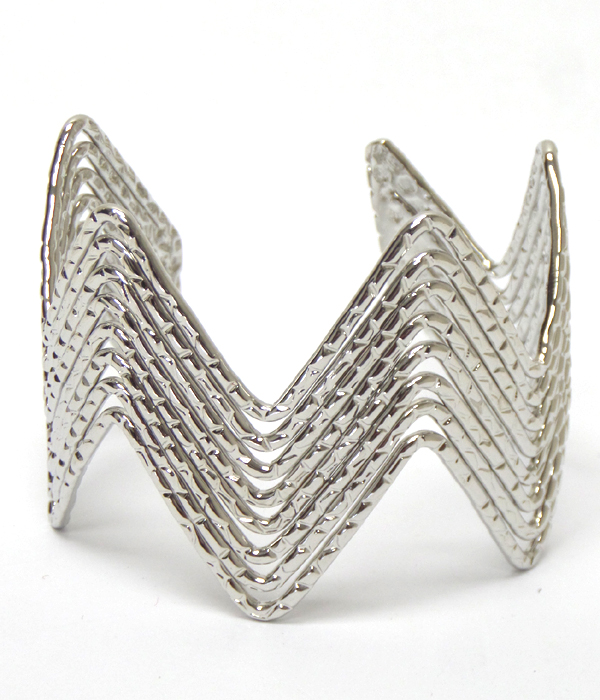 Multi layer zigzag metal cuff bracelet