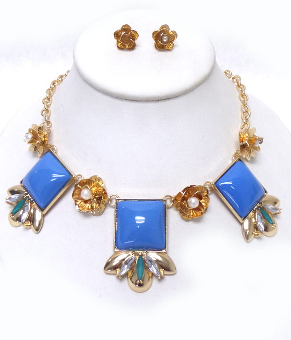 PUFFY SQUARE STONE AND FLOWER LINK NECKLACE SET