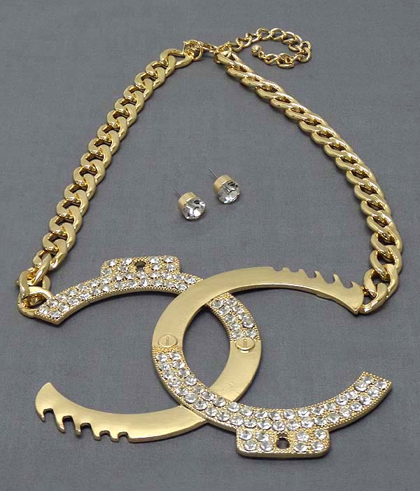 Crystal handcuff pendant and thick chain necklace earring set