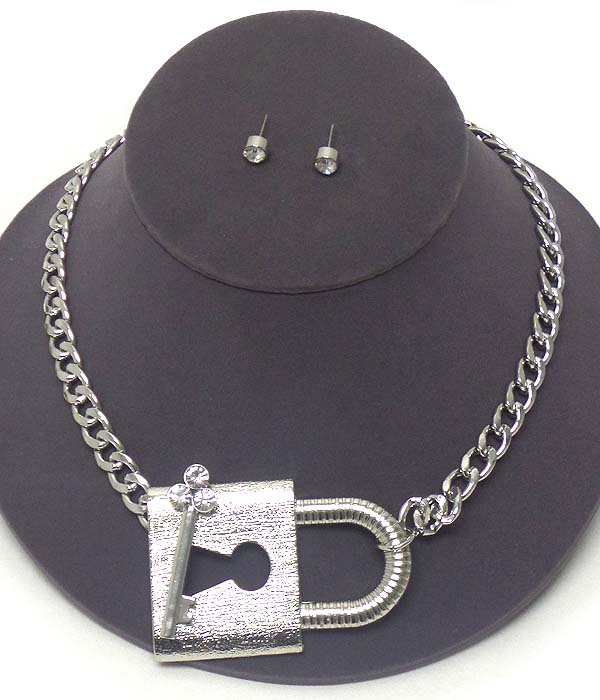 Crystal key and lock pendant necklace earring set
