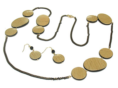 Multi wood disk long necklace and earring set 