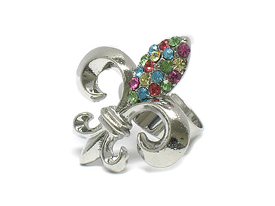 Fleur de lis shape with crystal ringetal casted large pendant necklace and earring set