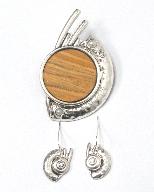 Wood disk modern pendant and earring set