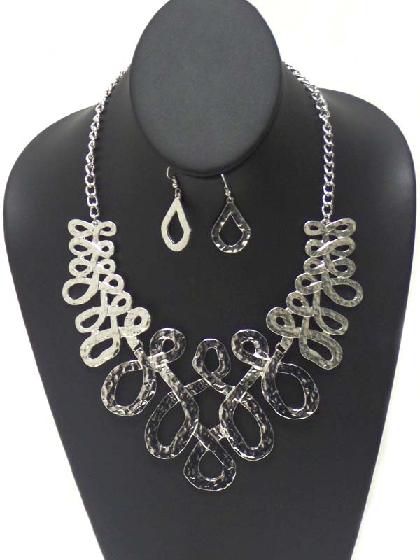 Hammered metal infinity lace necklace earring set