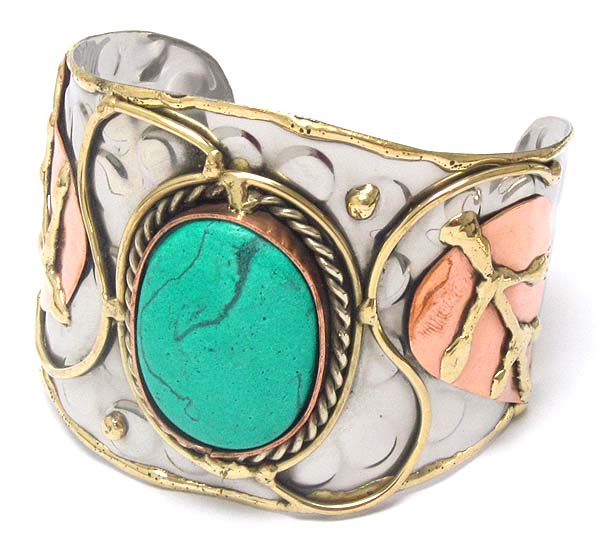 Handmade metal art bangle bracelet - 100% brass