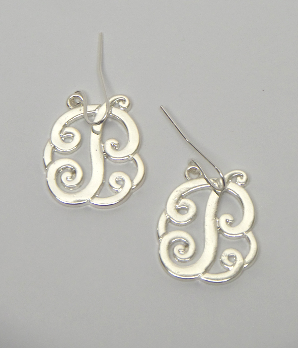 Monogram earring - p