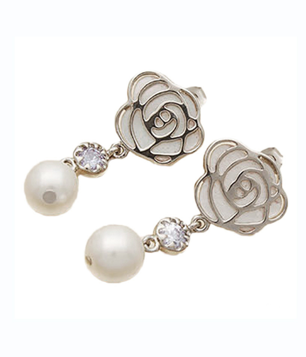 Flower and pearl drop earring