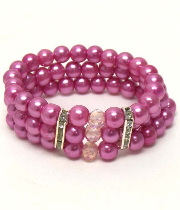 Crystal and triple layer stretch pearl bracelet