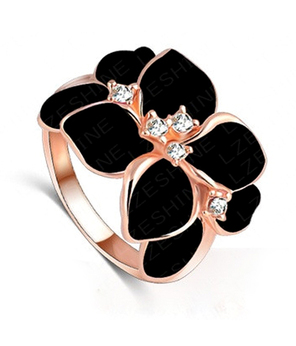 Crystal and epoxy flower ring