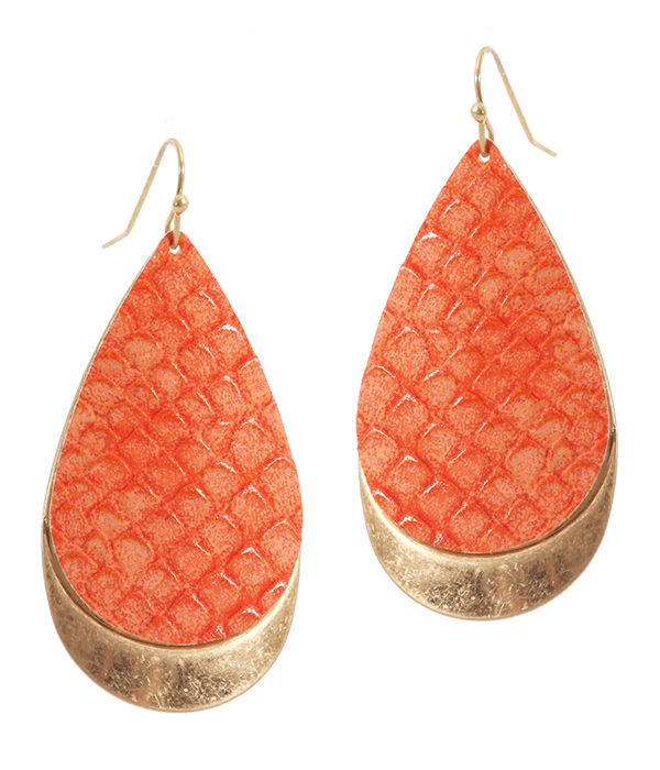 Snake skin textured and metal teardrop earring