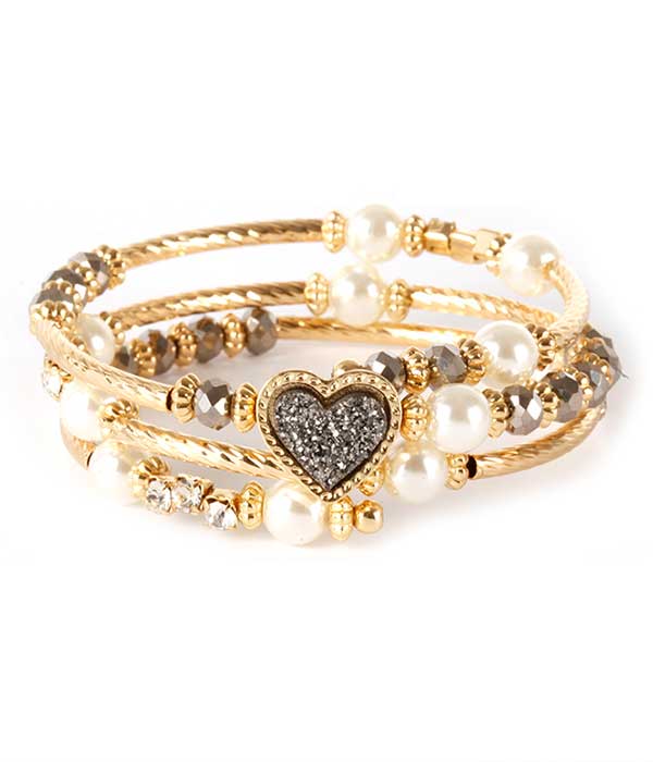 DRUZY AND PEARL MIX COIL BRACELET - HEART