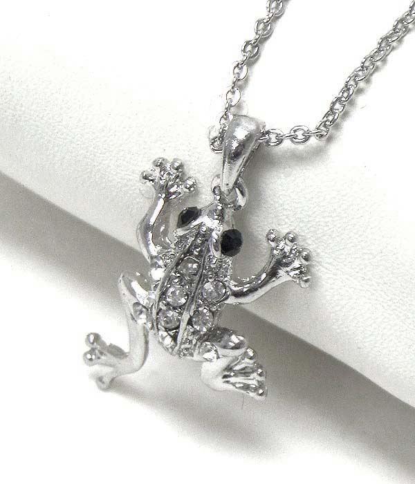 Crystal frog pendant necklace