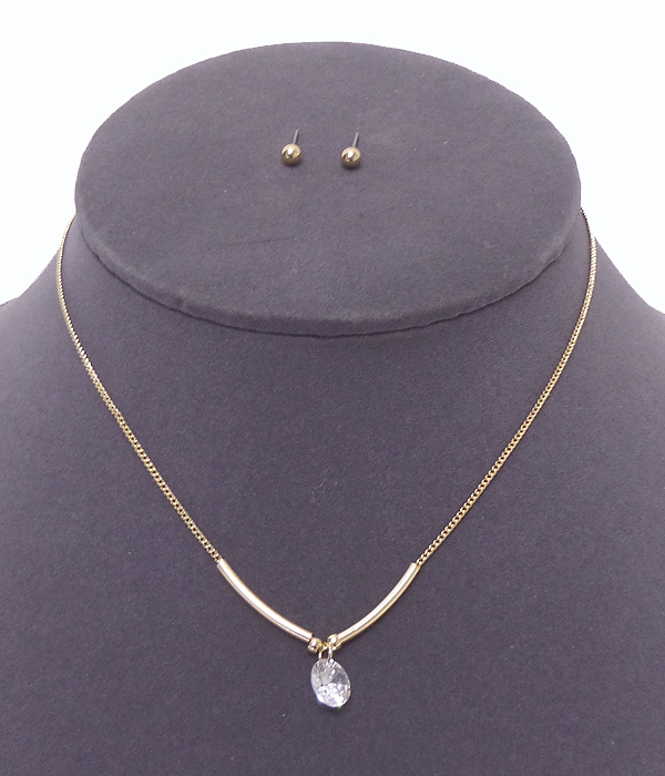 Sole cubic zirconia stone necklace set