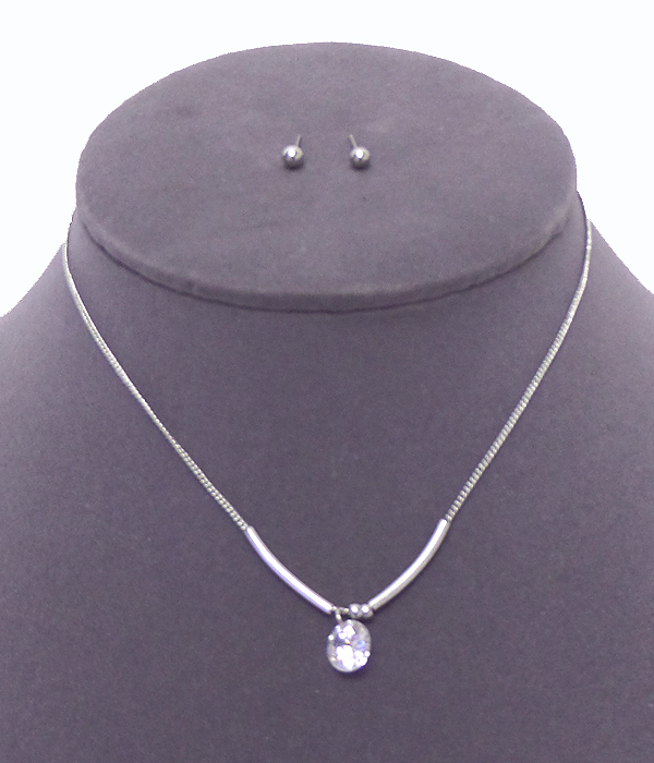 Sole cubic zirconia stone necklace set
