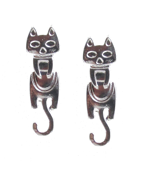 Pet lovers theme cat puppet earring