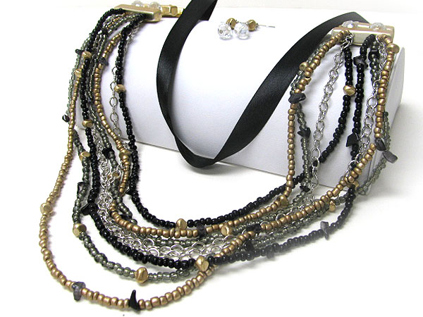 MULTI SEED BEADS AND METAL CHAIN LINK AND FABRIC BACK NECKLACE EARRING SET