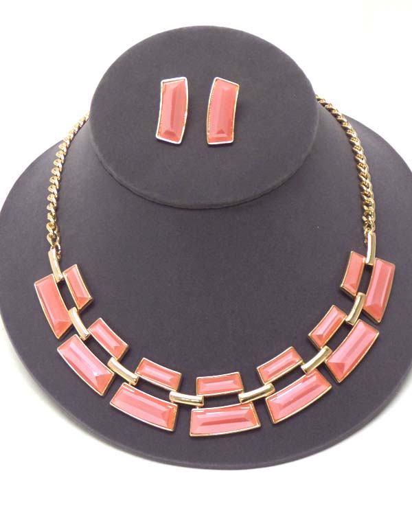 Multi facet acrylci stone link and chain back necklace earring set