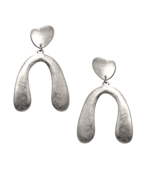 METAL ARCH EARRING