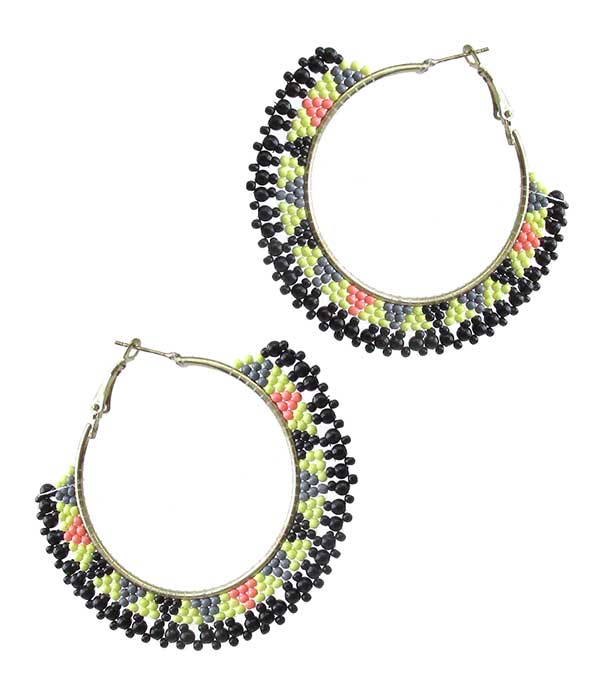 SEEDBEAD HOOP EARRING