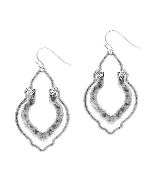 METAL WIRE EARRING