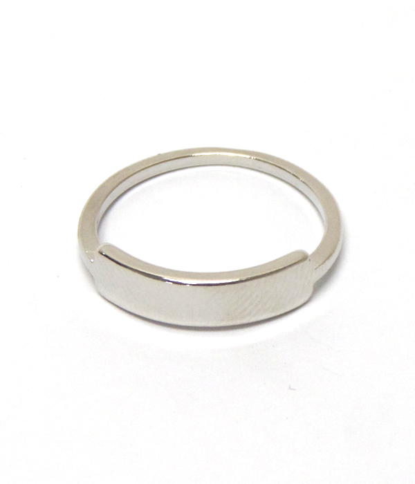 Engravable plain metal ring  - minimalist jewelry trend