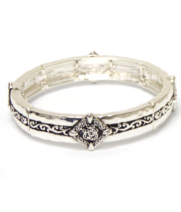 Metal filigree design bracelet 