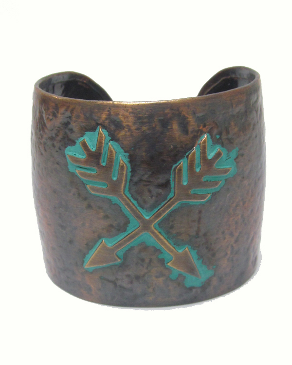 Hammered metal high rise metal western bangle - arrowhead