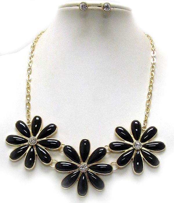 Crystal center and epoxy deco triple flower link necklace earring set
