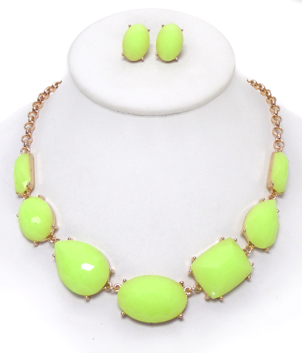 Neon stone link necklace set