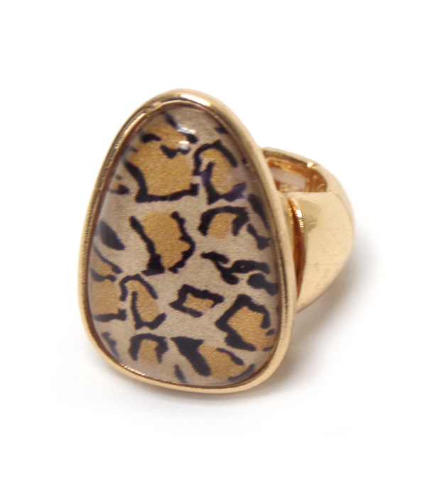 Animal print metal ring