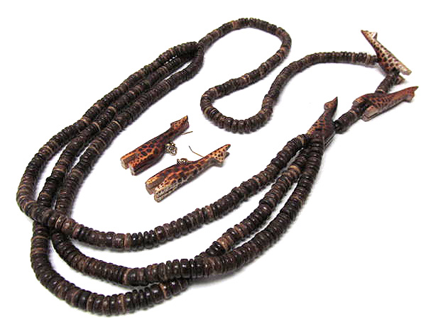 Multi wooden chip with wooden giraffe long fashion necklace earring set