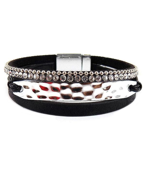 MULTI LAYER LEATHER AND GLASS BEAD MIX MAGNETIC BRACELET