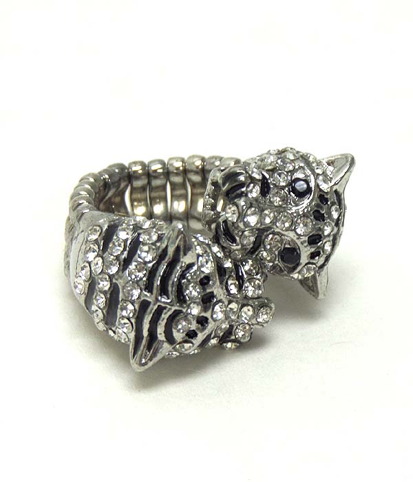 Crystal and epoxy tiger stretch ring