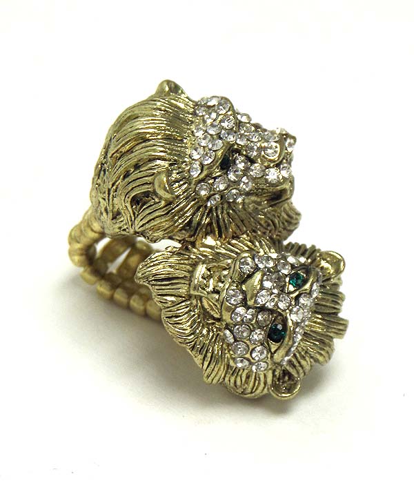 Crystal lion stretch ring