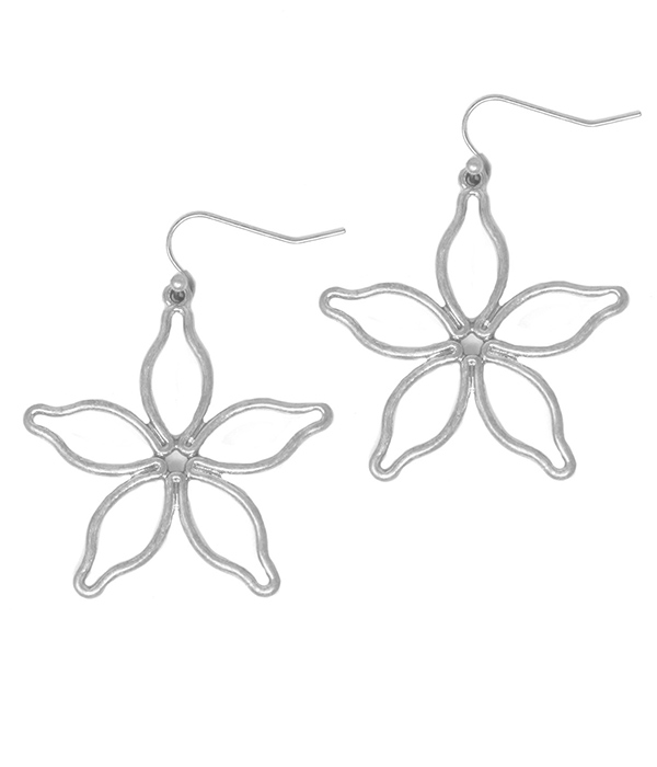 METAL WIRE FLOWER EARRING