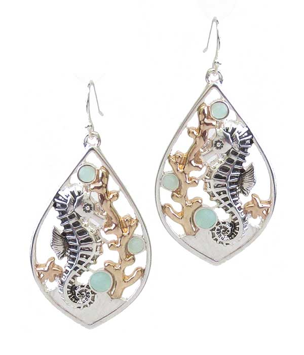 Sealife theme earring - sea horse