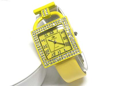 Double crystal frame enameled belt band watch