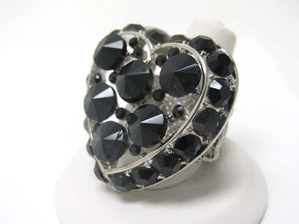 Crystal stud heart stretch ring