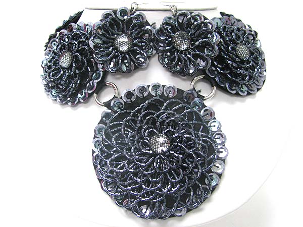 BEADS AND SEQUIN DECO ROUND FABRIC FLOWER LINK NECKALCE EARRING SET