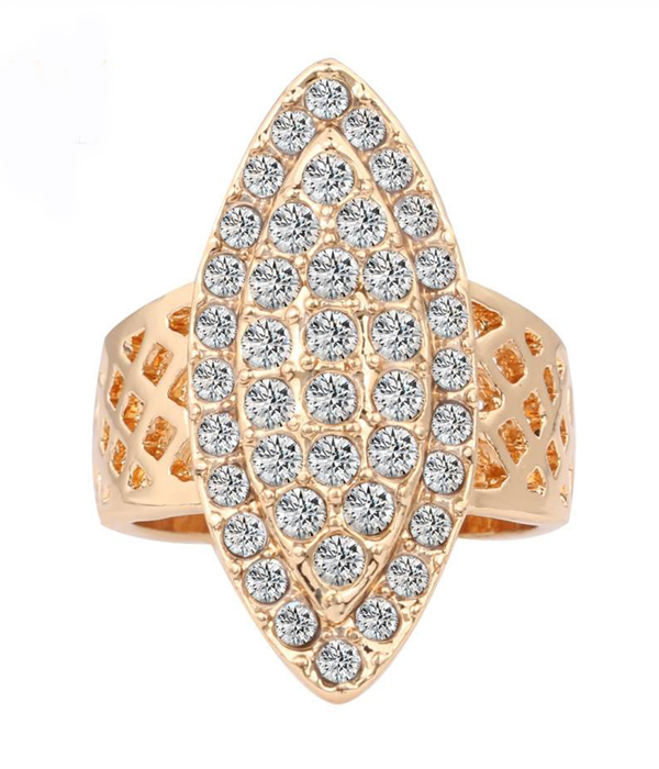 Crystal arrowhead ring